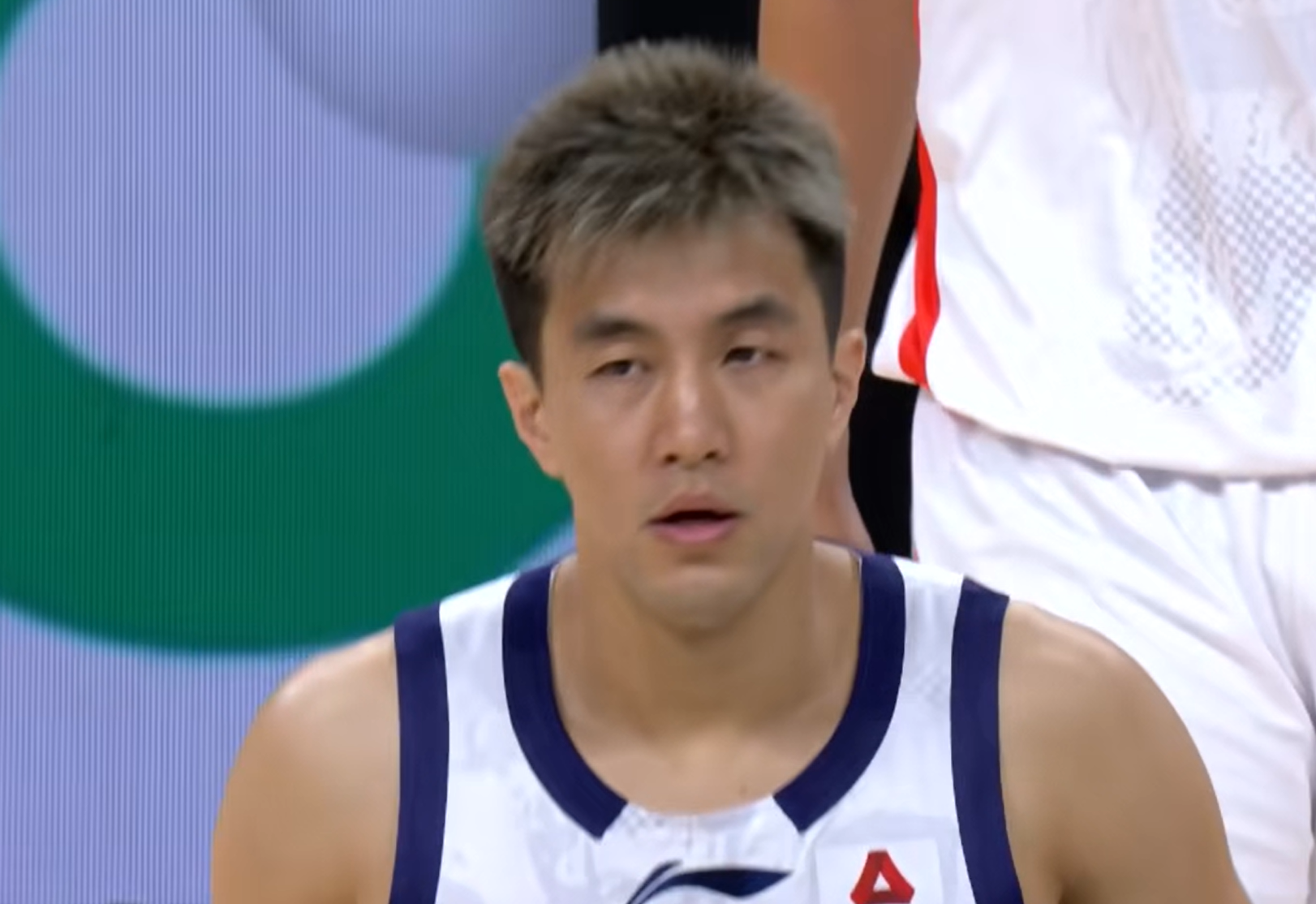 星空体育下载网址-郭艾伦接受采访，感慨万千